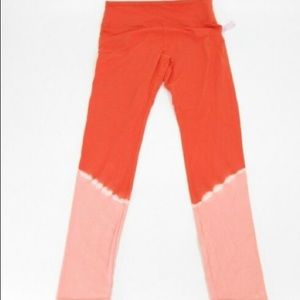 WILD FABLE Women's High-Waisted Leggings Tie-Dye